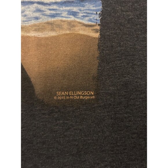 In-N-Out Burger California Palm Trees T-Shirt Fast Food Crossed Palm Trees Large - Picture 5 of 8